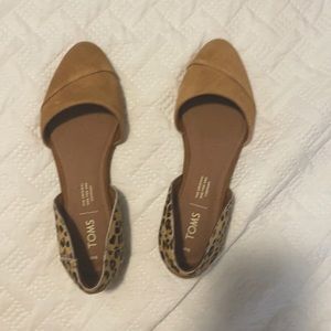 New Toms without tags, never worn.